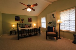 Photo of 11908 Elfcroft Dr, Austin TX 78758