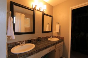 Photo of 11908 Elfcroft Dr, Austin TX 78758