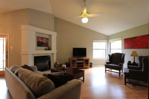 Photo of 11908 Elfcroft Dr, Austin TX 78758