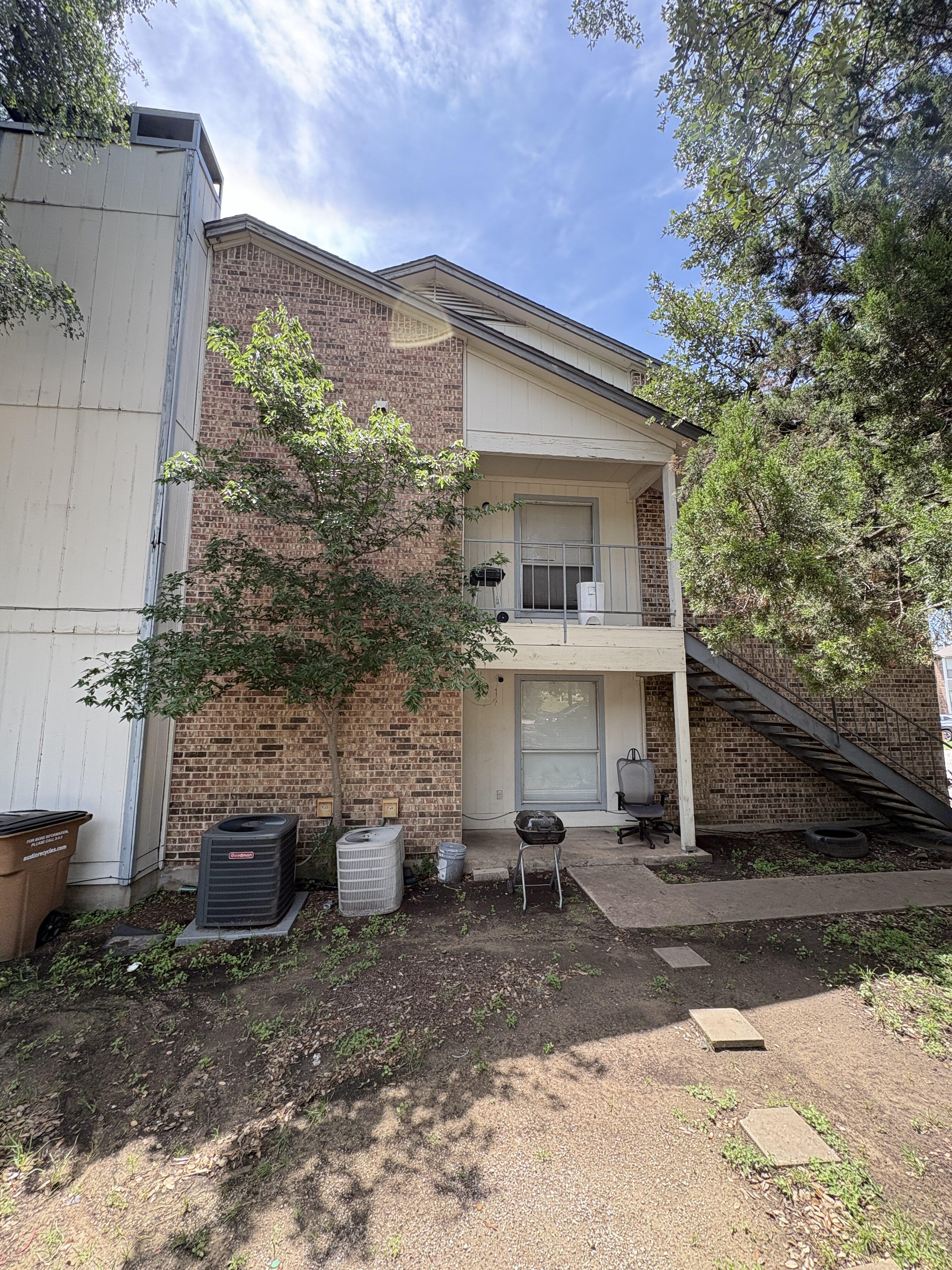 Exterior balcony and entry area at 4312 Acropolis Ct in Austin Texas