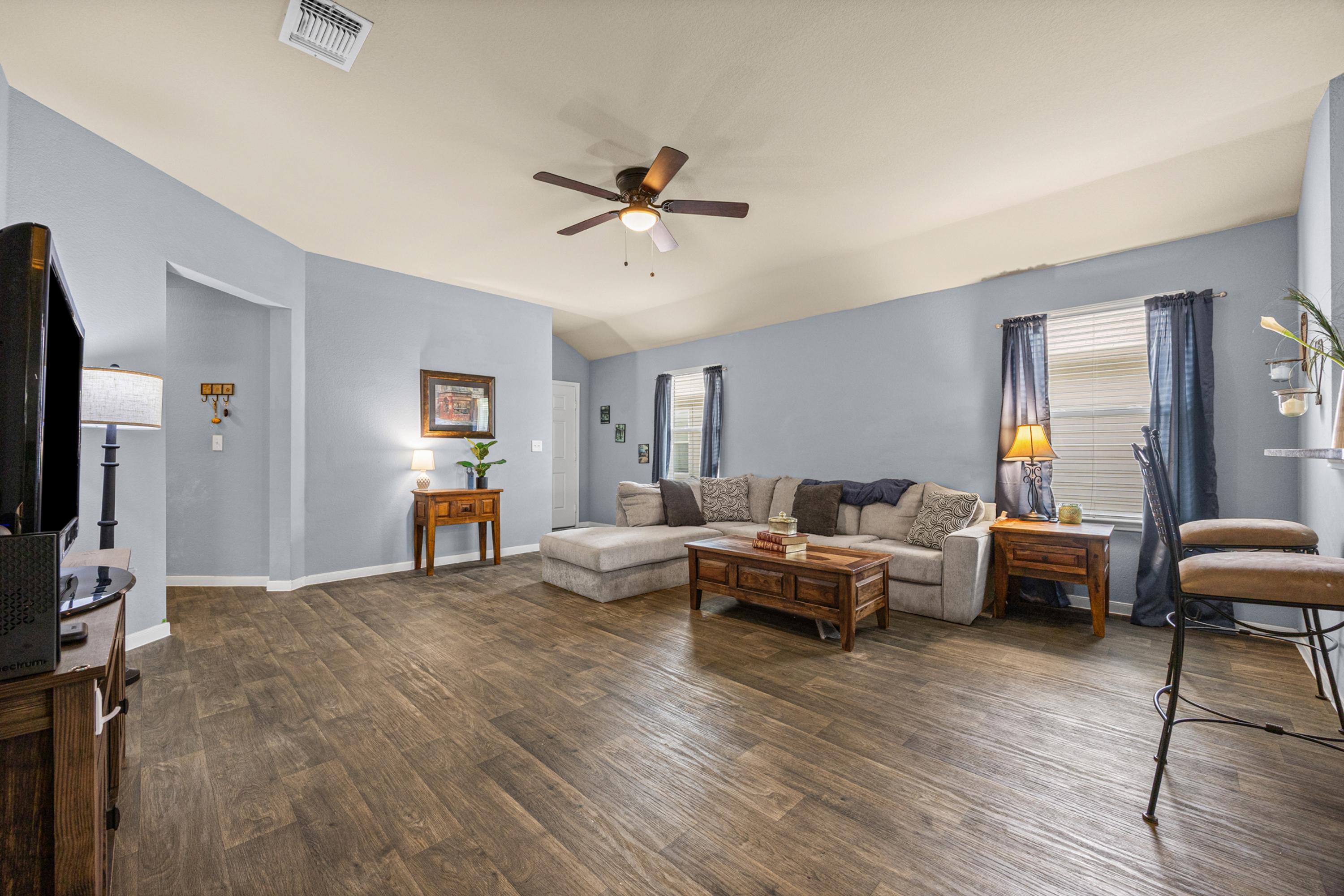 Property photo 6 of 12113 Stoneridge Gap Ln in Manor Texas